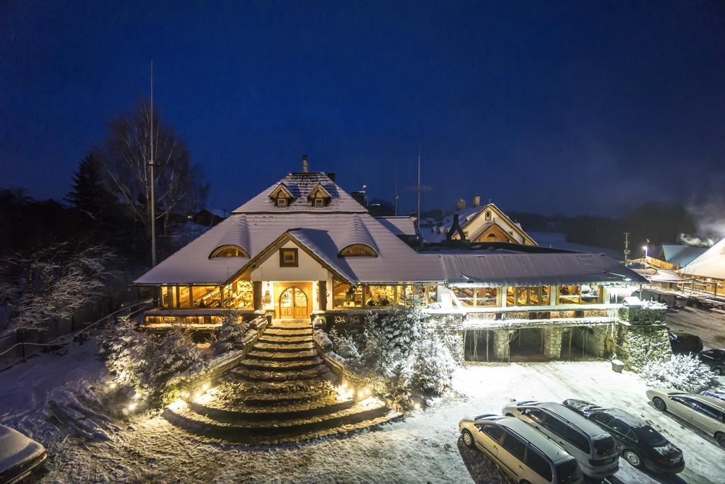 Krakowiacy I Gorale Hotel Krzyszkowice Kültér fotó